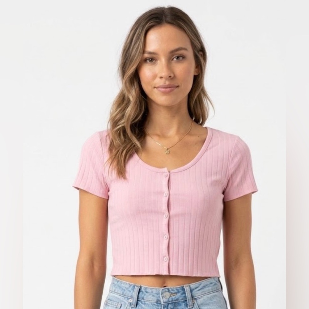 Cotton Emporium Pink Ribbed Button-Down Crop Top - Size S